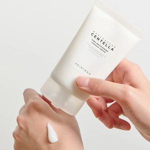 Skin1004 Madagascar Centella Tone Brightening Capsule Cream rozjaśniający krem do twarzy 75 ml