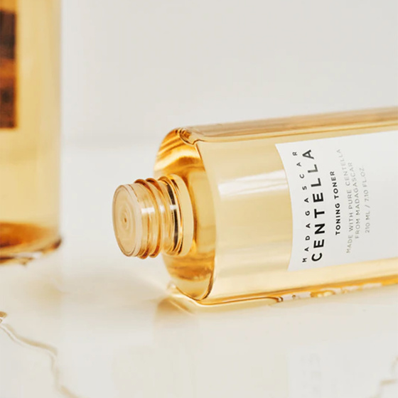 SKIN1004 Madagascar Centella Toning Toner tonik do twarzy z wąkrotą azjatycką 30 ml