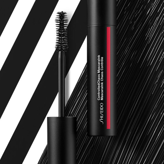 Shiseido ControlledChaos MascaraInk pogrubiający tusz do rzęs 01 Black Pulse 11,5 ml