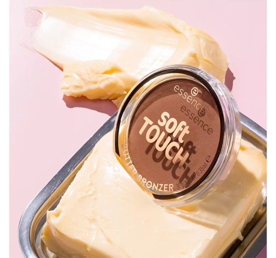 Essence Soft Touch Butter Bronzer puder brązujący 20 Golden Buttercream 10 g