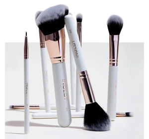 Inglot PlayInn pędzel do makijażu 205