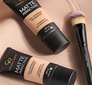 Golden Rose Matte Perfection SPF15 matujący podkład kryjący C5 35 ml