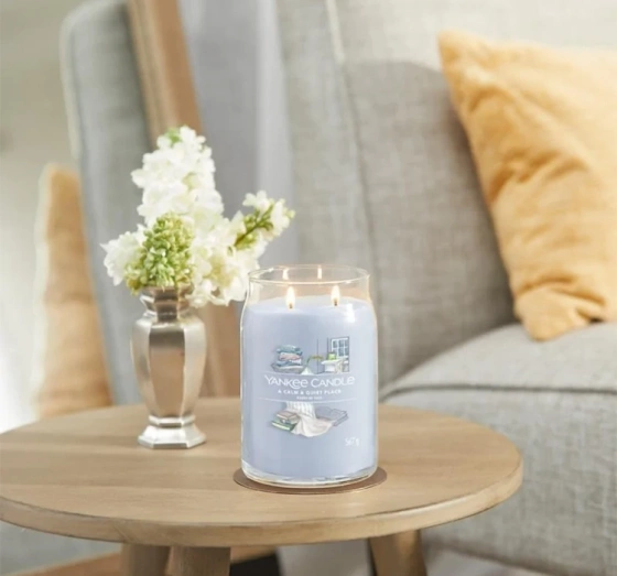 Yankee Candle Signature duża świeca zapachowa A Calm & Quiet Place 567 g