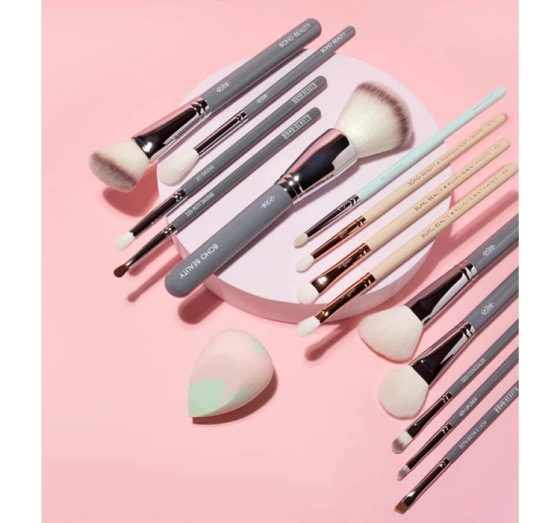 Boho Beauty Classic pędzel do ust 401 V Lip Brush